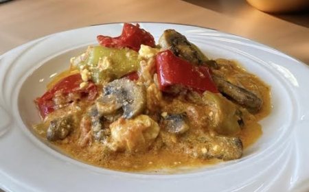 Λαδερό στην Κατσαρόλα | Πιπεριές, Μανιτάρια & Κρεμώδη Σάλτσα με Φέτα!!!