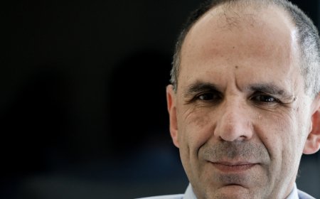 Γεραπετρίτης – Σαμαράς: Αιχμές του υπουργού μετά τη συνέντευξη