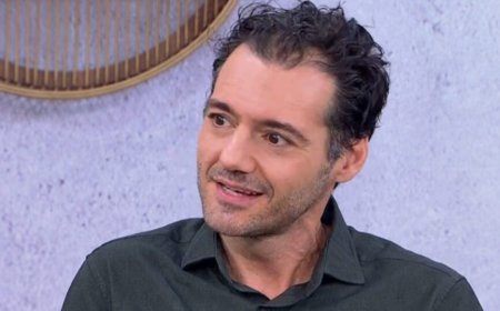 Θάνος Τοκάκης: «Τα τελευταία χρόνια κρατάω μια μικρή απόσταση από το θέατρο»