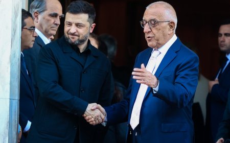 Κακλαμάνης – Ζελένσκι: Αν η Δύση είχε αντιδράσει στην τουρκική εισβολή στην Κύπρο, ίσως η Ρωσία να μην είχε εισβάλει στην Ουκρανία