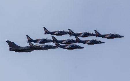 Rafale Ουκρανία: Ιστορική συμφωνία Ζελένσκι – Μακρόν