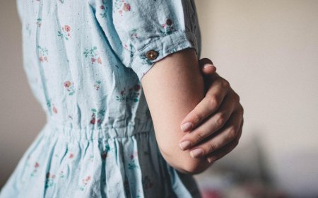 «Με Ακούς;» – Ο Δήμος Αιγάλεω ενώνει φωνές κατά της έμφυλης βίας