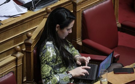 Δημογραφικό Ελλάδα: “Η περιφέρεια μπροστά, η οικογένεια στο επίκεντρο”