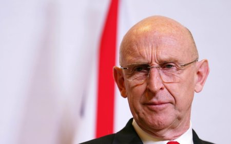 Βρετανία – Ρωσία: «Σε βλέπουμε, ξέρουμε τι κάνεις, είμαστε έτοιμοι»