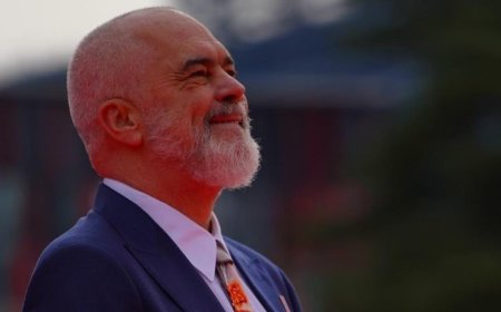 Αλβανοί μετανάστες: Νέα διπλωματική θύελλα Λονδίνου – Τιράνων