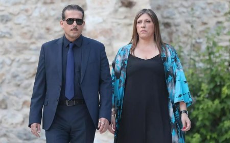 Κωνσταντοπούλου για Καραναστάση: Διαμαντή, όσο κι αν με πονάει που φεύγεις, σε ευχαριστώ