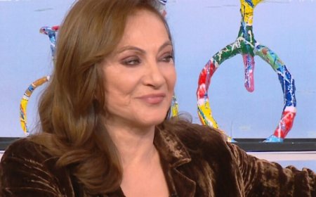 Φιλαρέτη Κομνηνού: «Εκτιμώ πολύ και θαυμάζω τον γιο μου ως επαγγελματία, είναι μία κατάκτηση που ο ίδιος την επέβαλε»