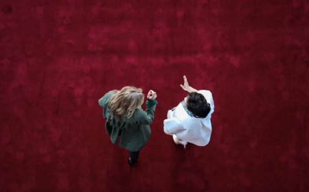 Τσίπρας για Μαρέβα: Η… αυτοκριτική για τις επιθέσεις στη σύζυγο του Μητσοτάκη