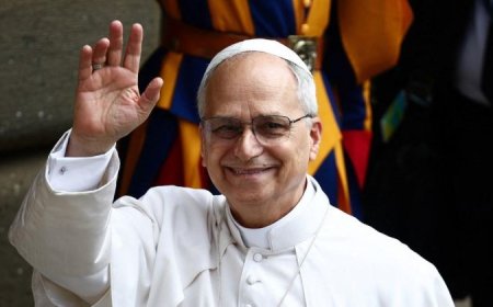 Πάπας Κωνσταντινούπολη: Μπλουζάκια στην Τουρκία