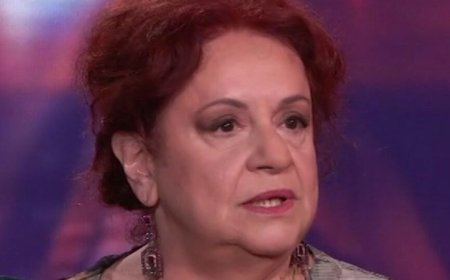 Ελένη Κοκκίδου: «Ήμουν ένα δυστυχισμένο παιδί, έψαχνα απεγνωσμένα να βρω ανθρώπους που να μου δείξουν τον δρόμο»