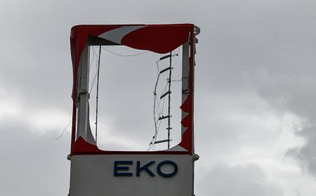 Κλαρκ Μοσχάτο: Απίθανες εικόνες λόγω πλημμύρας