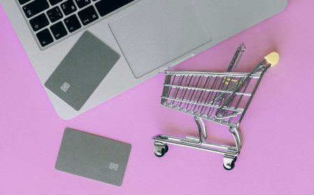 Cyber Monday 2025 πότε είναι: Πλησιάζει η ημερομηνία – Τι να προσέξετε
