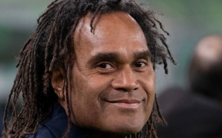 Καρεμπέ Golden Foot Legend: Το ξεχωριστό βραβείο που έλαβε ο πρέσβης των «ερυθρόλευκων»