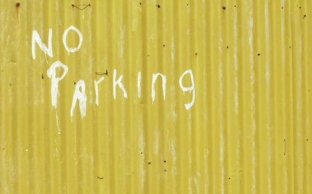 Αθήνα: Θέση στάθμευσης αλλάζει χέρια σε τιμή… ακινήτου