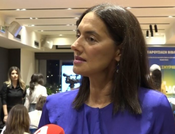 Νόνη Δούνια: «Όταν υπάρχουν παράπονα μεταξύ συνεργατών, καλό είναι να λύνονται κατ’ ιδίαν»
