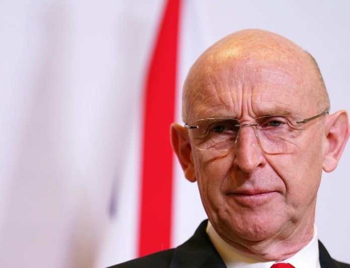 Βρετανία – Ρωσία: «Σε βλέπουμε, ξέρουμε τι κάνεις, είμαστε έτοιμοι»