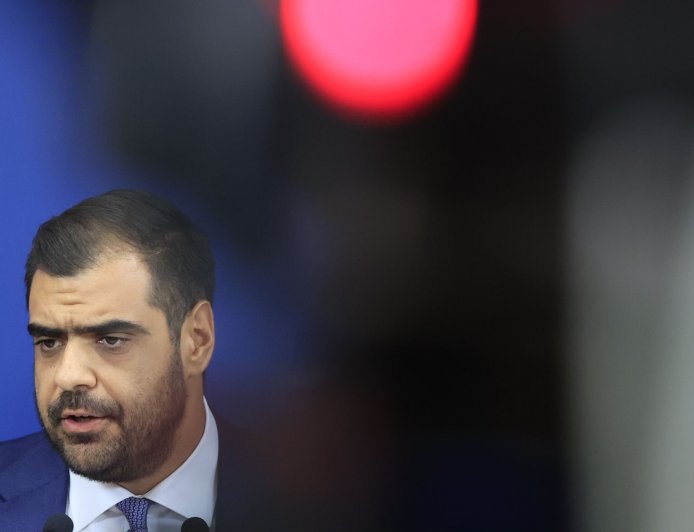 Ζαχάροβα – Ελλάδα: Αιχμηρή απάντηση Μαρινάκη στη Μόσχα