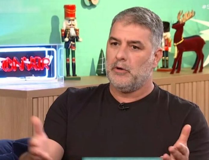 Ξέσπασε ο Βασίλης Μπισμπίκης: «Έκανα ένα λάθος και χτύπησα δύο αυτοκίνητα… Λένε για τη Δανάη Παππά που χορεύαμε»