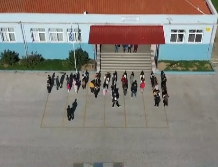 Σέλερο: Πολυπολιτισμική δράση του τρίτου προγράμματος της Ελληνικής Ραδιοφωνίας σε ελληνικά σχολεία