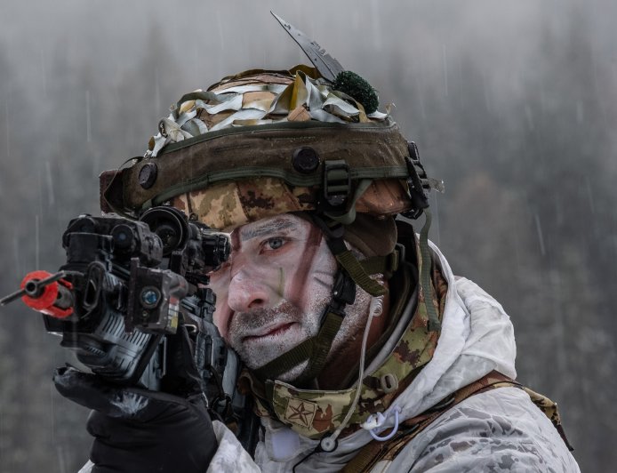 Η Ευρώπη ξανασκέφτεται τη θητεία. Και η Ιταλία ανοίγει τη συζήτηση.