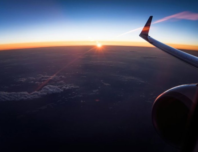 Black Friday αεροπορικά 2025: Οικονομικά ταξίδια αναζητούν οι Έλληνες