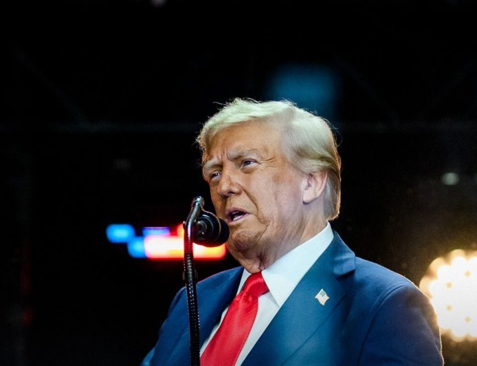 Τραμπ μετανάστες: Μια από τις πιο σκληρές τοποθετήσεις της προεδρικής του θητείας