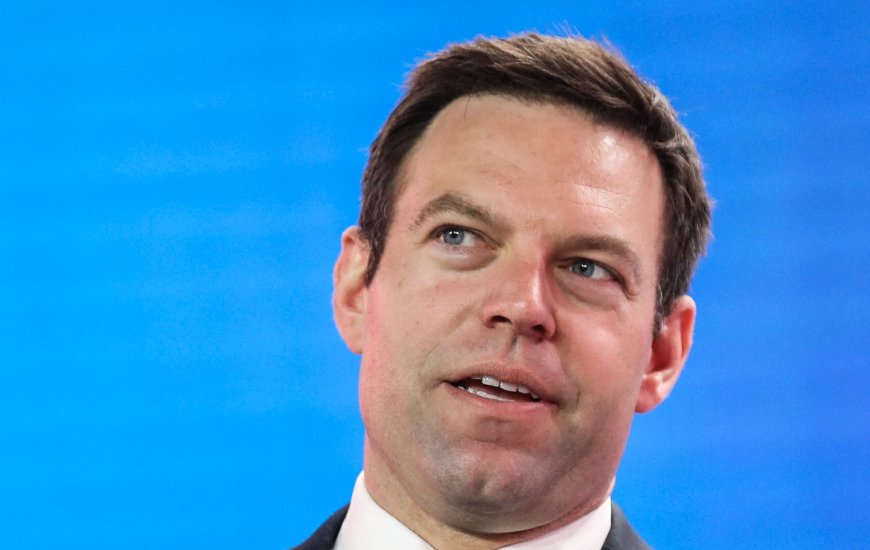 Κασσελάκη για Μπέο: Εξαπέλυσε τον ομοφοβικό οχετό του, δεν μας απασχολεί τι κάνει στην τουαλέτα του