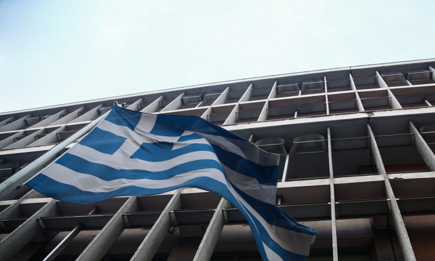 Δίκη Καμπανού: Αναβολή για το 2026 – Επεισόδια έξω από το Δικαστικό Μέγαρο