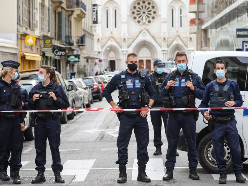 Γαλλία: Αυτοκίνητο έπεσε σε πλήθος κόσμου στο νησί Ολερόν