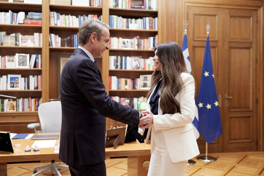 Κίμπερλι Γκίλφοϊλ: Μήνυμα ενίσχυσης των ελληνοαμερικανικών σχέσεων