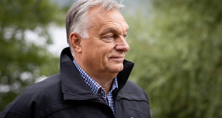 Όρμπαν σε Τραμπ: “Μπορώ να πάρω τη Λέβιτ μαζί μου;”