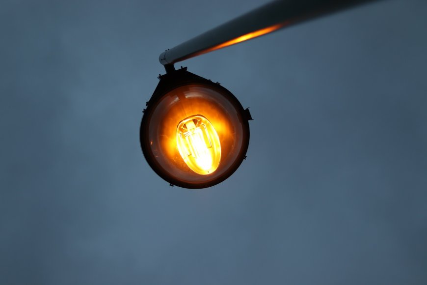 Αναζητούνται μάρτυρες για τροχαίο ατύχημα στην οδό Λιοσίων