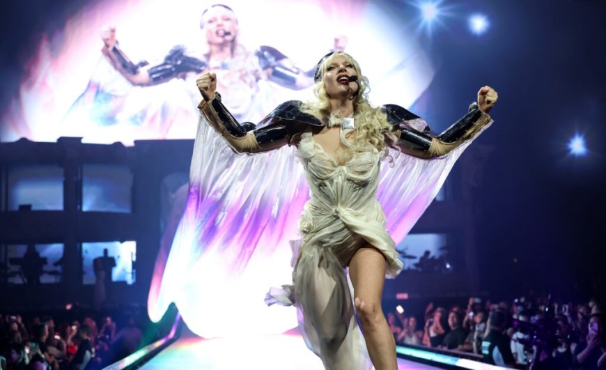 Lady Gaga: «Έκανα το A Star Is Born υπό τη δράση λιθίου, πήγα στο νοσοκομείο για ψυχιατρική φροντίδα»
