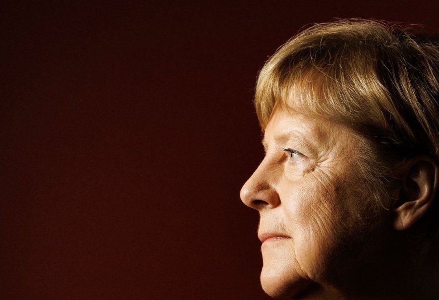 Τσίπρας για Μέρκελ στο βιβλίο του:  Όταν η καγκελάριος άκουσε για το δημοψήφισμα