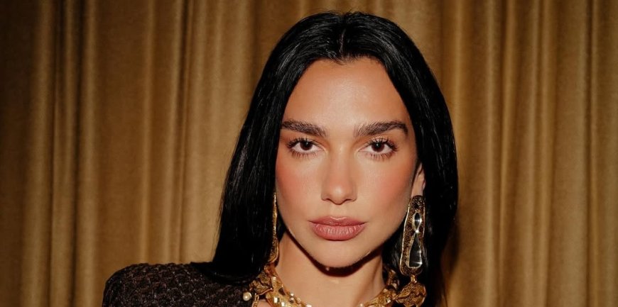 Ντούα Λίπα: Σε αγώνα ποδοσφαίρου η τραγουδίστρια