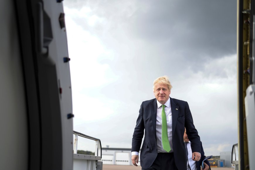 Μπόρις Τζόνσον κορονοϊός: «Ασυνάρτητη» η έρευνα για την Covid-19