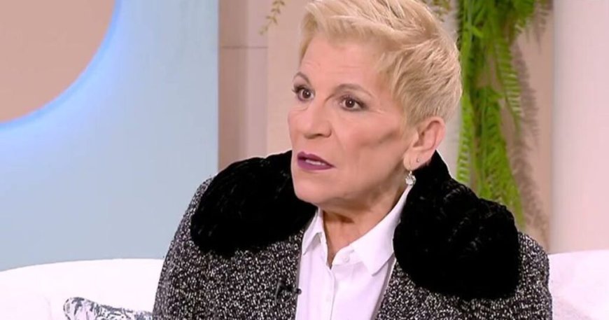 Χρύσα Ρώπα: «Ξέρεις τι είναι η κατάθλιψη; Να θέλεις να γυρίσεις στην κοιλιά της μάνας σου»