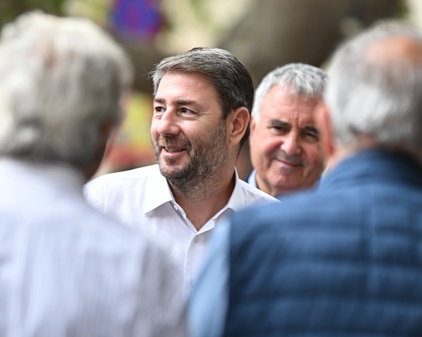 Ανδρουλάκης Πάτρα: «Το σχέδιο του ΠΑΣΟΚ δίνει ελπίδα και προοπτική στις νέες και στους νέους»