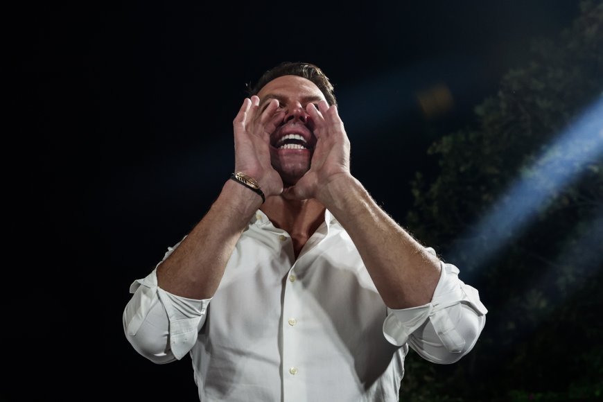 Κασσελάκης για Τσίπρα: Μου έλεγε “γιατί δεν κλείνεις Αυγή και Κόκκινο”