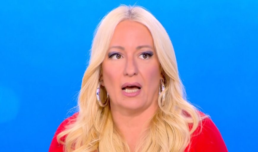 Ενοχλημένη η Αφροδίτη Γραμμέλη: «Αυτή η εμμονή φέτος με την εκπομπή μας με τρελαίνει»