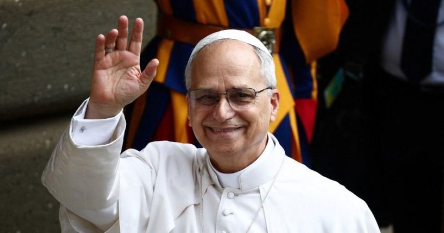 Πάπας Κωνσταντινούπολη: Μπλουζάκια στην Τουρκία