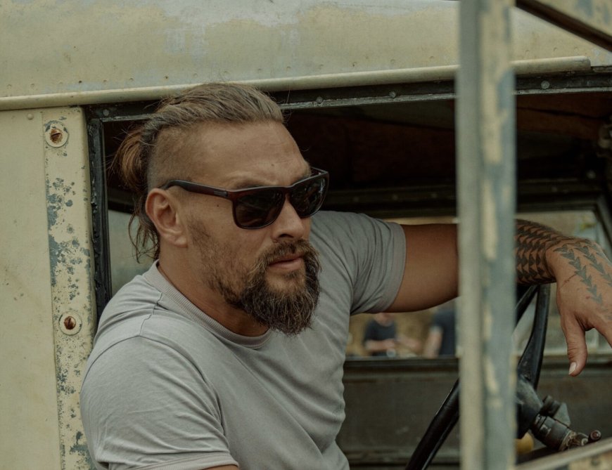 Χήρα στη Βρετανία έπεσε θύμα απατεώνα που παρίστανε τον Τζέισον Μομόα