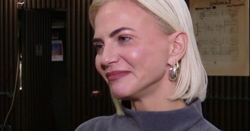 Χριστίνα Κοντοβά: «Η μητρότητα με άλλαξε στο πώς αντιλαμβάνομαι τον κόσμο και τις σχέσεις με τους ανθρώπους»