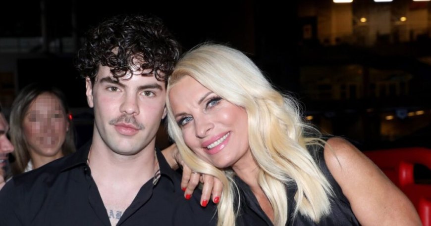 Ελένη Μενεγάκη: Ο Άγγελος Λάτσιος έγινε 23 ετών – Η ανάρτηση της παρουσιάστριας και οι ευχές της