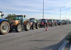 Κομοτηνή: Παραταγμένα τα τρακτέρ στην στην Εγνατία Οδό – Κανονικά η κυκλοφορία των οχημάτων