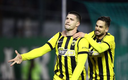 Παναθηναϊκός – ΑΕΚ 2-3 Super League: Η ντερμπάρα της χρονιάς στη Λεωφόρο με υπογραφή Γιόβιτς