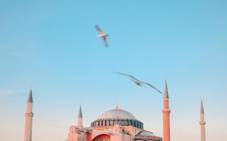 Συρτάκι Αγιά Σοφιά: «Σκανδαλώδης πρόκληση» λένε στην Τουρκία