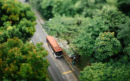 Πτολεμαΐδα τροχαίο με λεωφορείο: Νεκρός οδηγός που μετέφερε 58 εργαζόμενους