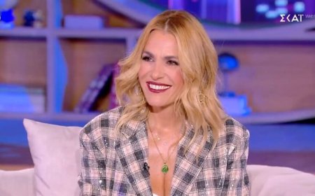 Τζένη Μπότση: «Στις ερωτικές σκηνές με τον Στράτο Τζώρτζογλου ξεχνούσα και το όνομά μου»