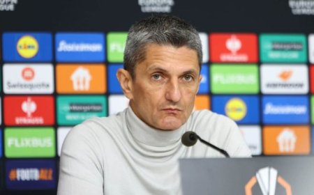 Λουτσέσκου βραβείο: Κορυφαίος προπονητής Ρουμανίας για το 2025 ο τεχνικός του ΠΑΟΚ